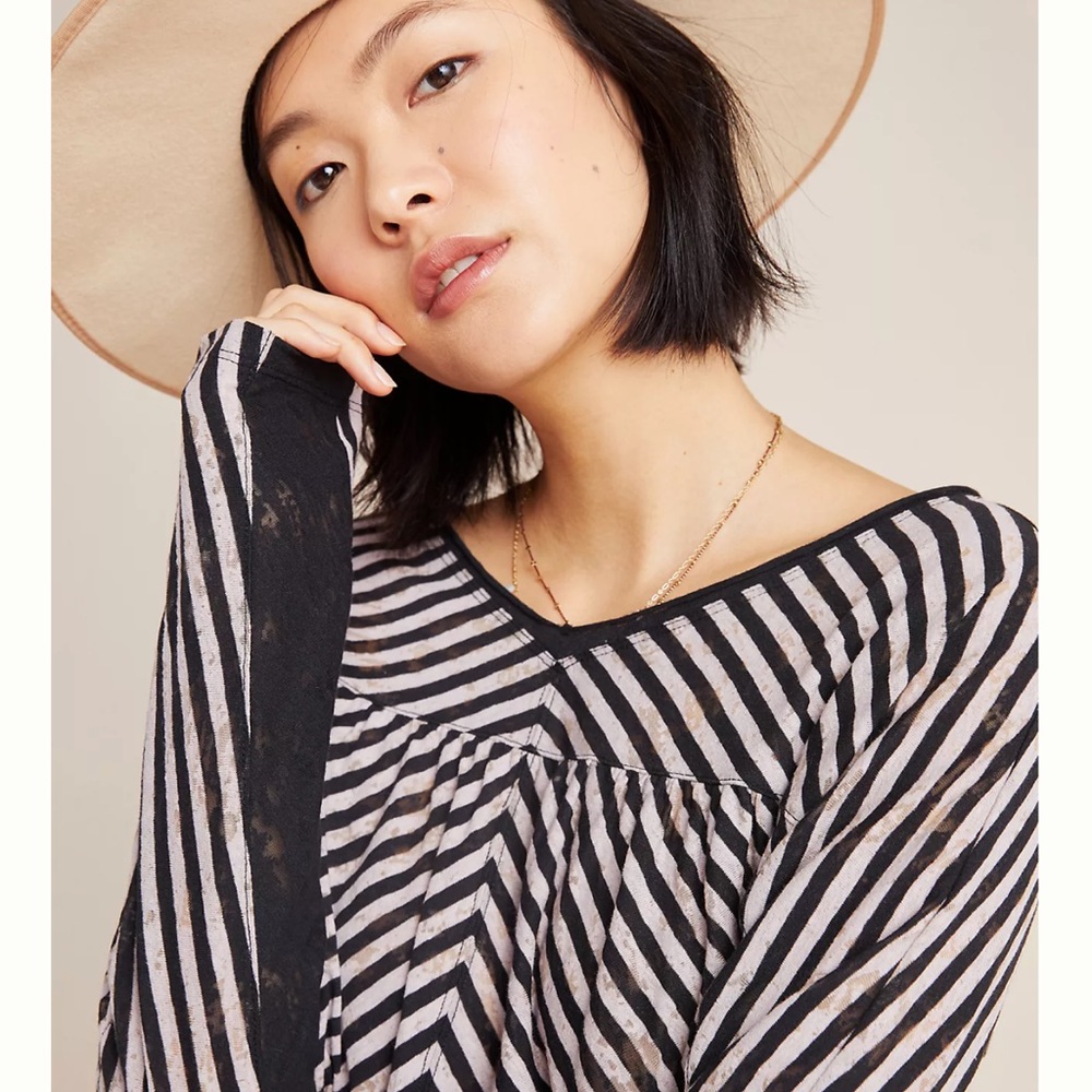 Anthropologie Pilar V-neck Subtle Burnout Stripe Shirt‎ Blouse Pullover